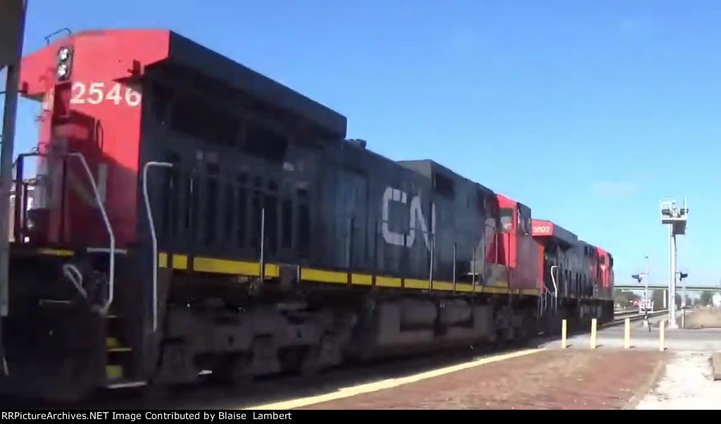 CN grain train